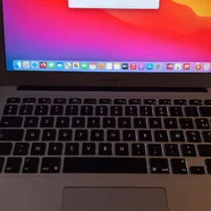 Apple MacBook Air A1466 2015 i7 2.2 GHz 13'' 8GB RAM 128GB SSD Silver (FX_24) - Ricondizionato