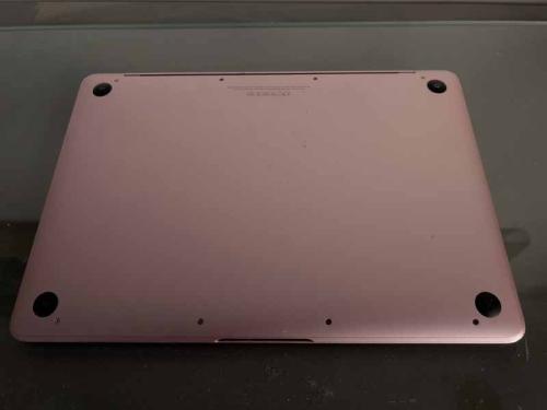 MacBook